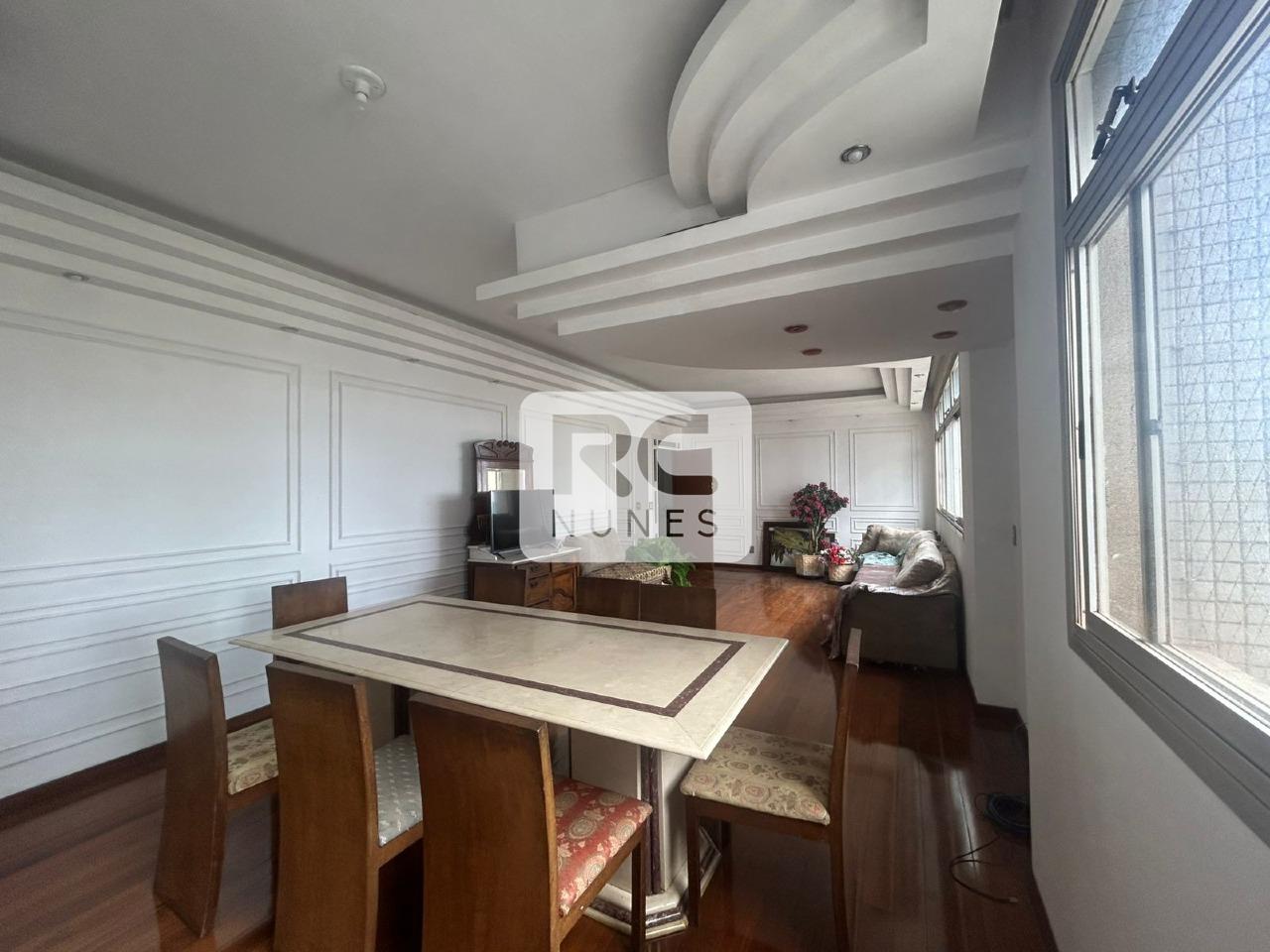 Apartamento à venda no Funcionários: 