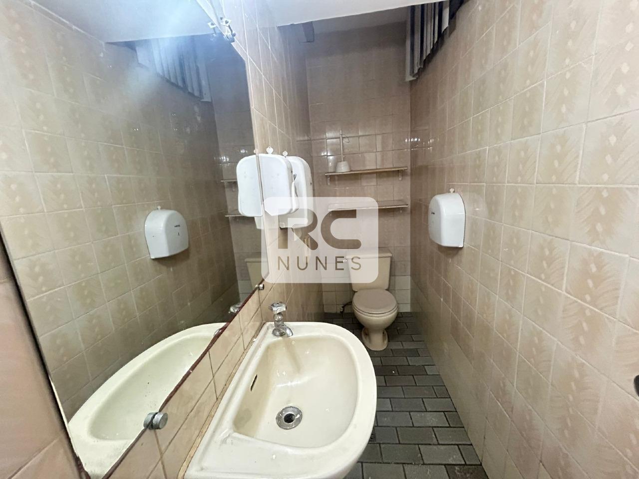 Loja para aluguel no Lourdes: 