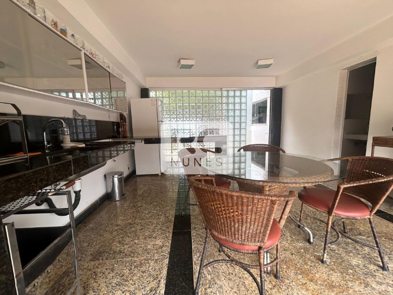 Casa à venda no Mangabeiras: 