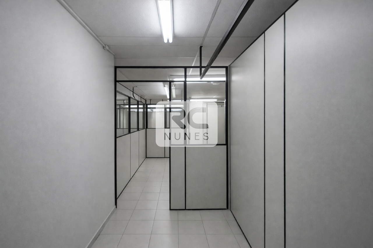 Andar corrido à venda no Cruzeiro: 