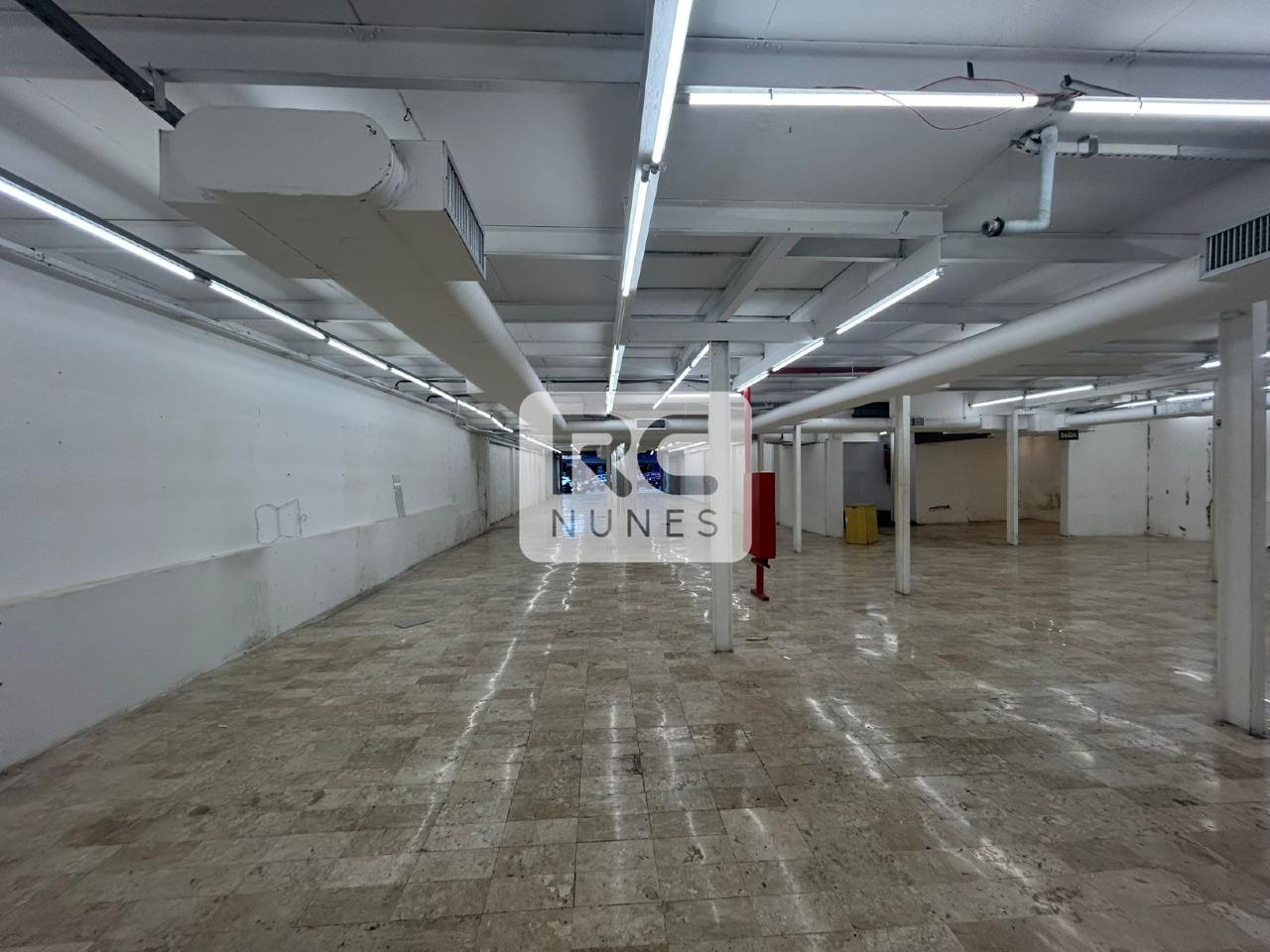 Prédio para aluguel no Centro: 