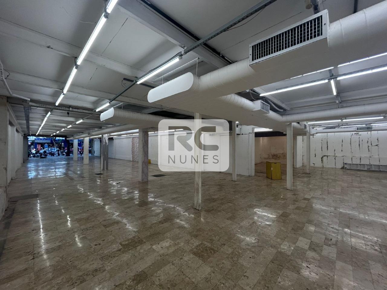 Prédio para aluguel no Centro: 