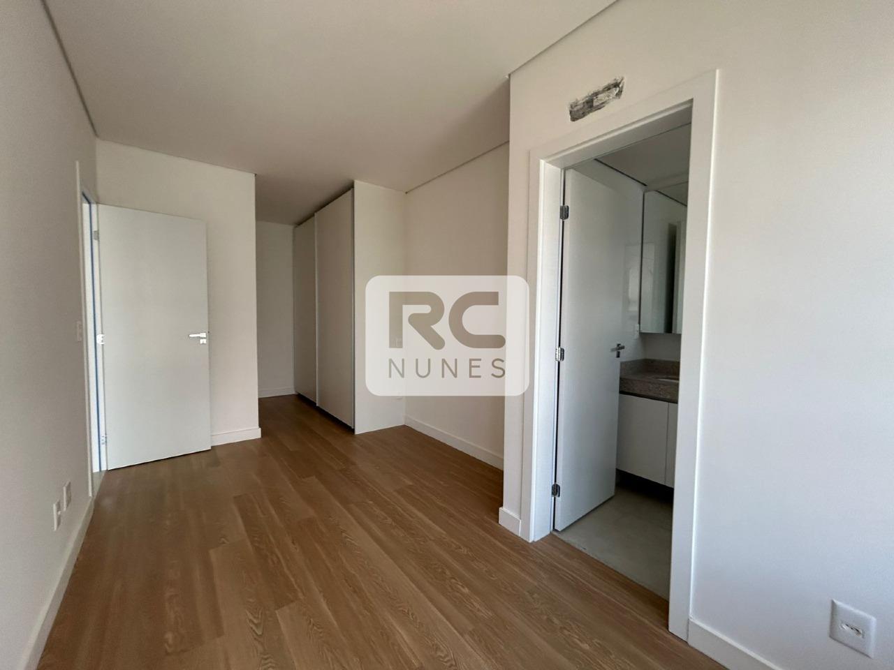 Apartamento à venda no Lourdes: 