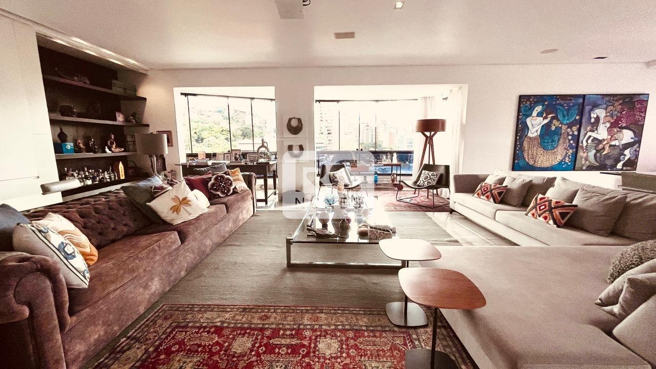 Cobertura à venda no Serra: 