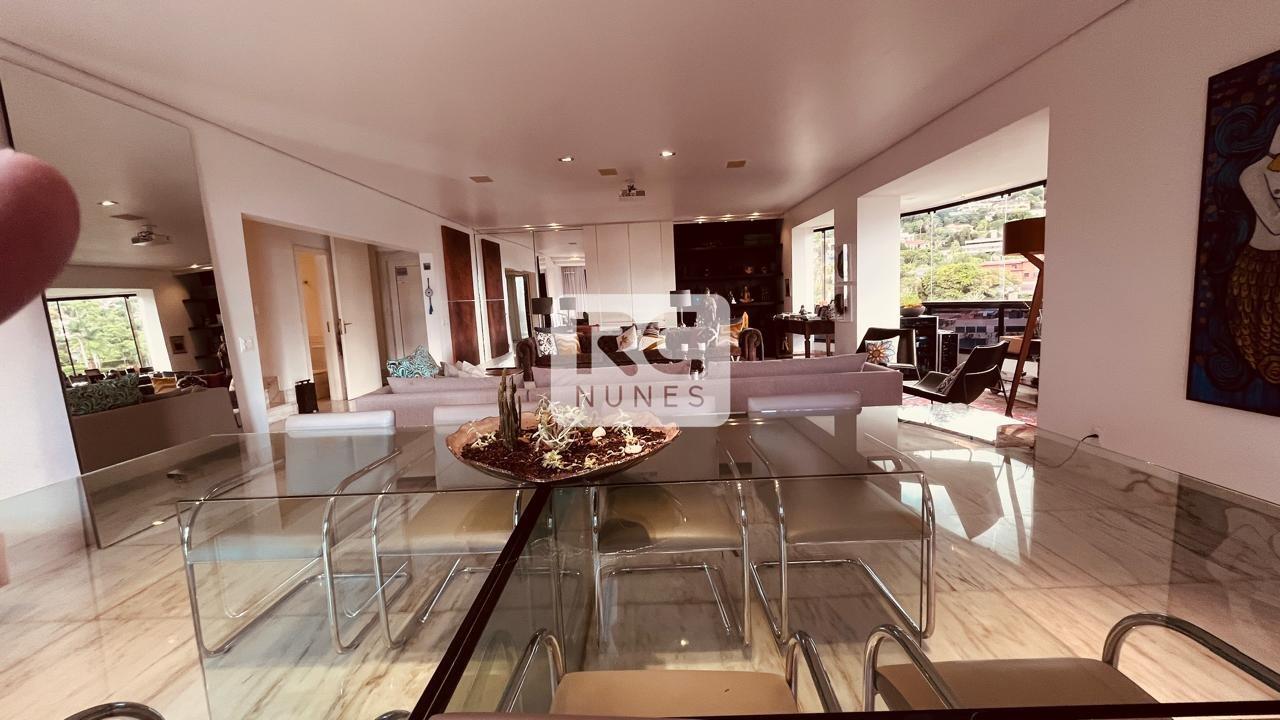 Cobertura à venda no Serra: 