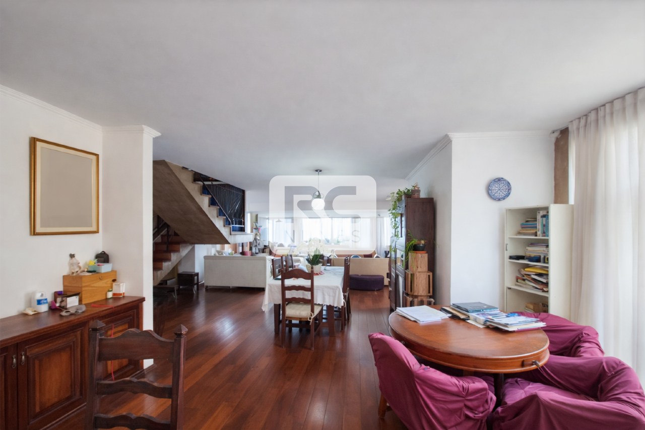 Cobertura à venda no Santa Lúcia: 