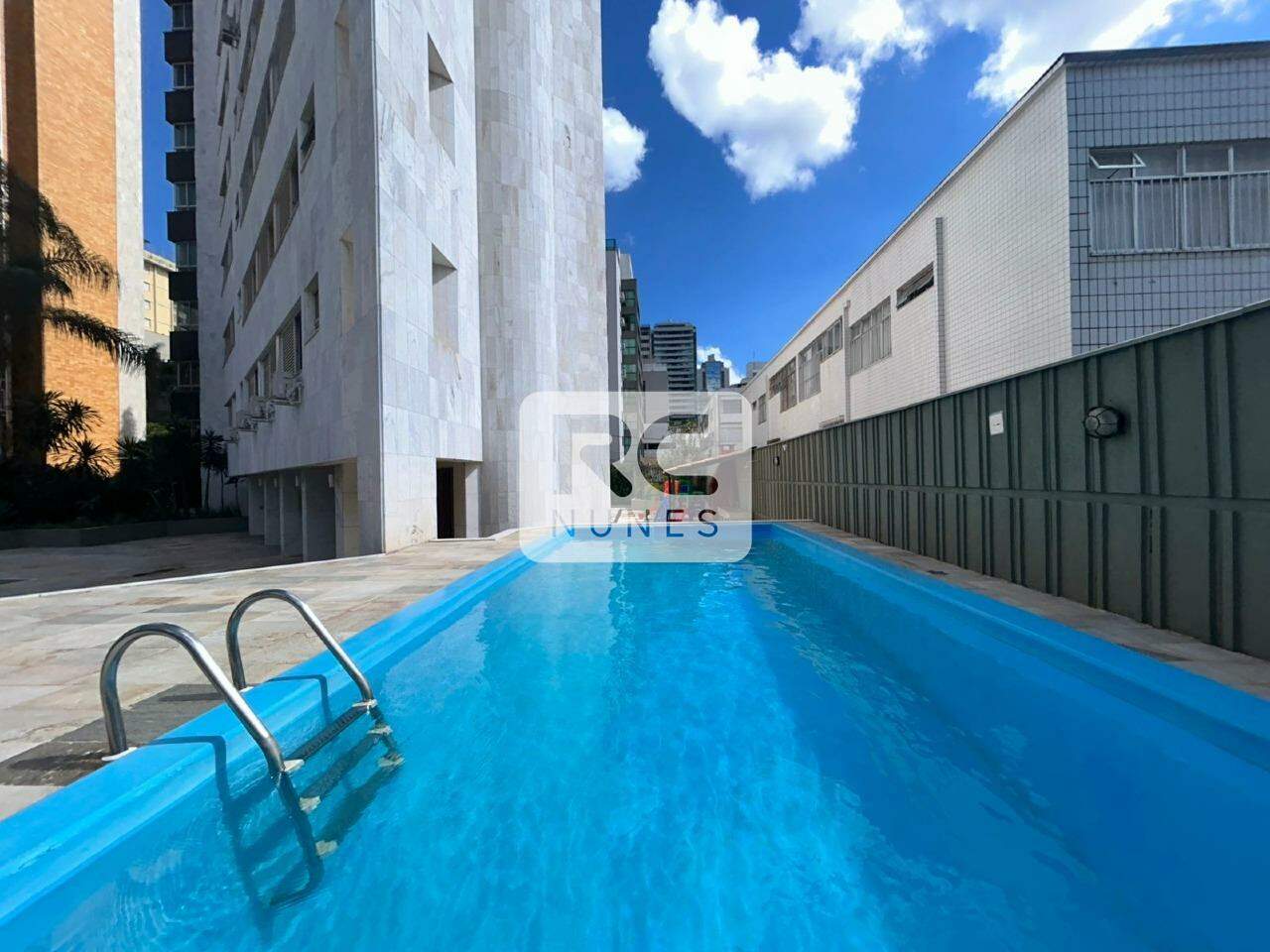 Apartamento para aluguel no Sion: 