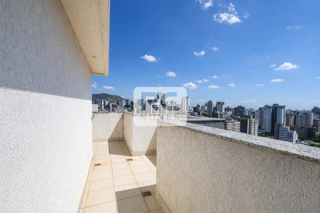 Cobertura à venda no Serra: 