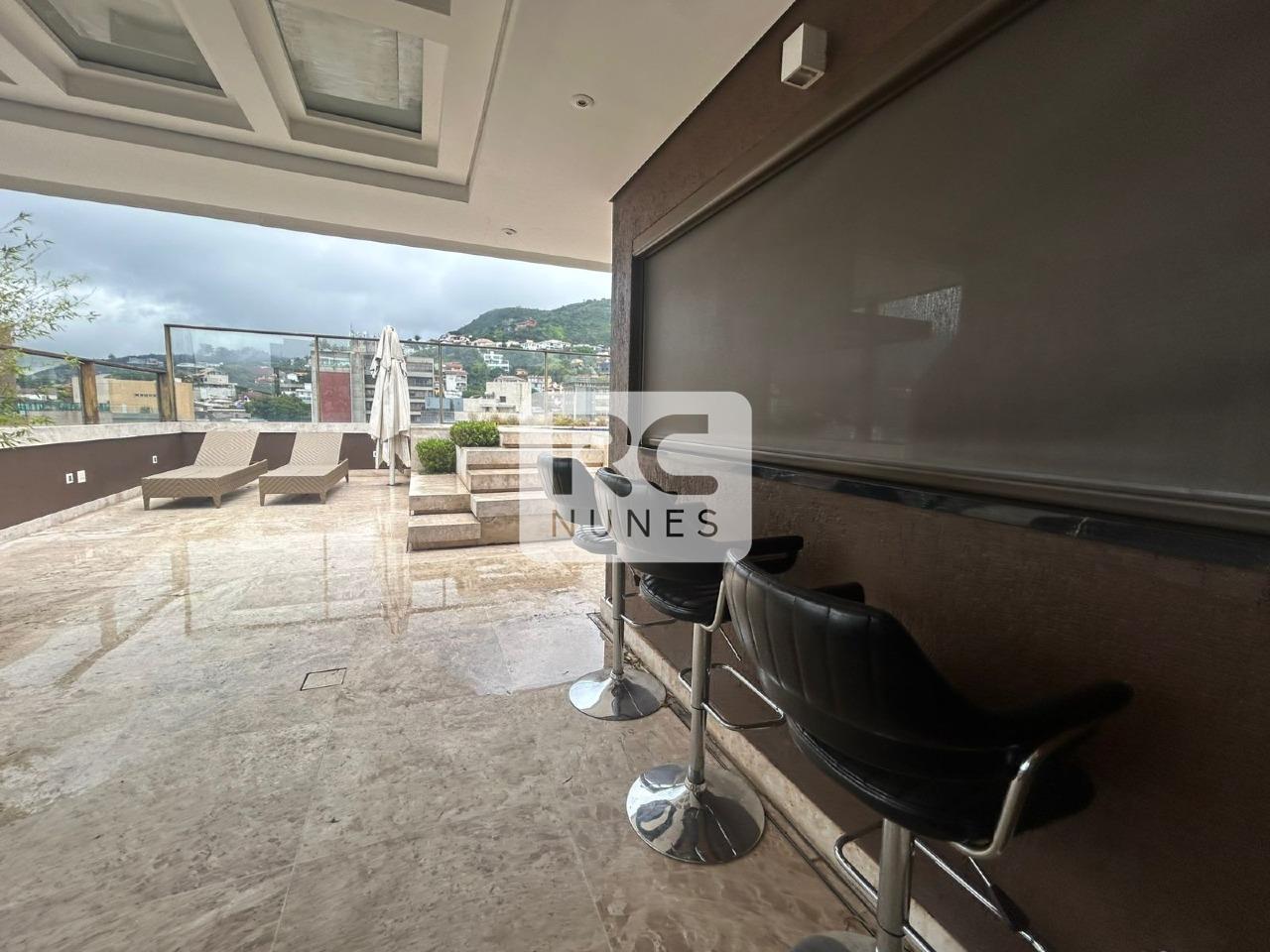 Cobertura à venda no Sion: 