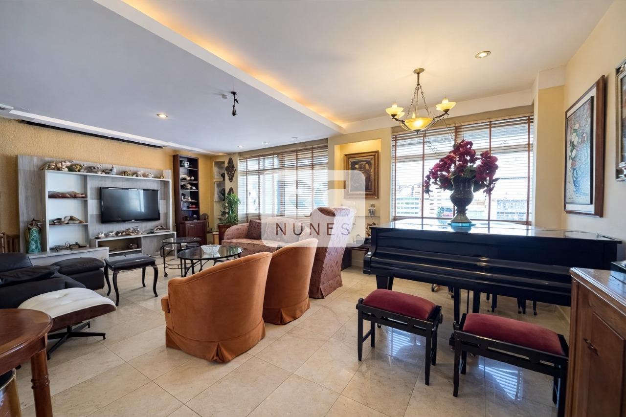 Apartamento à venda no Funcionários: 