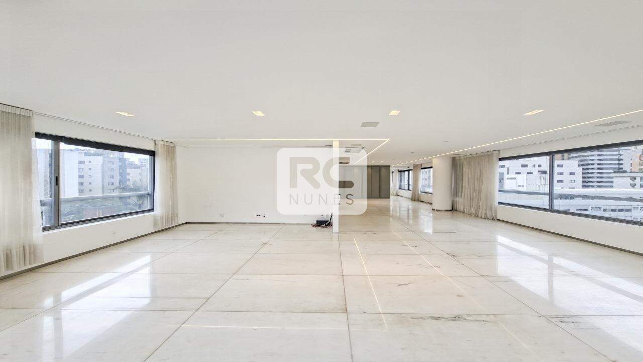 Apartamento à venda no Lourdes: 