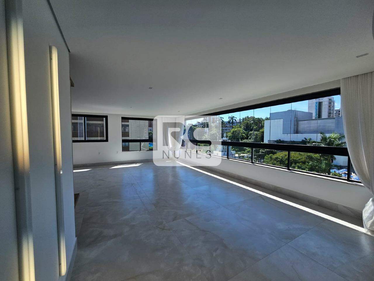 Apartamento à venda no Lourdes: 