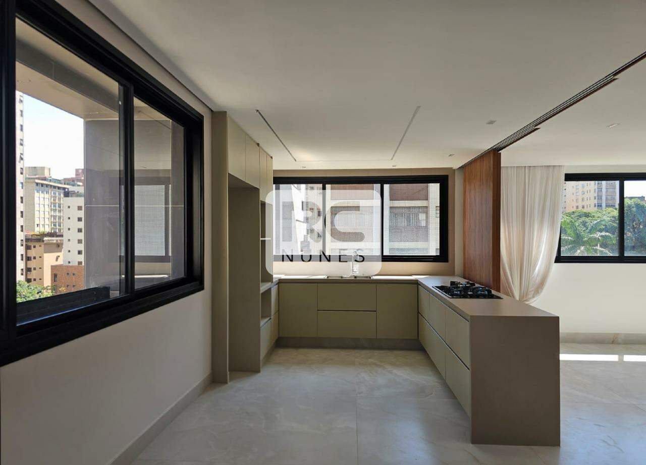Apartamento à venda no Lourdes: 