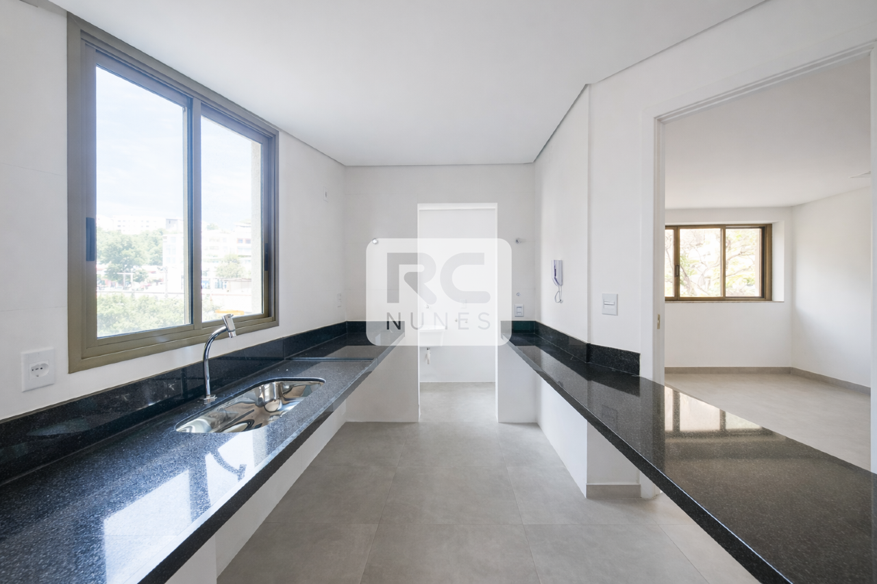 Apartamento à venda no Carmo: 