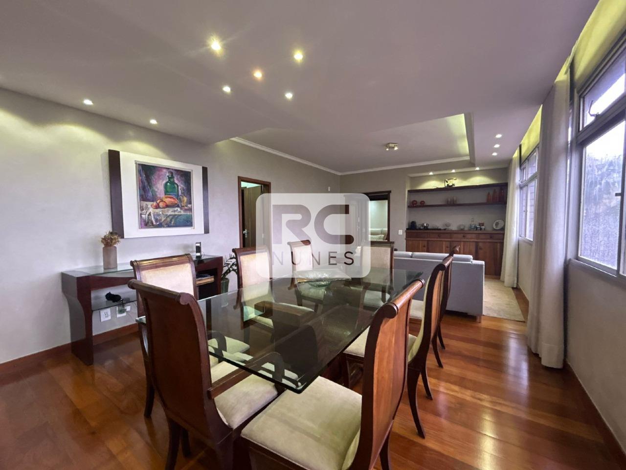 Apartamento à venda no Cruzeiro: 