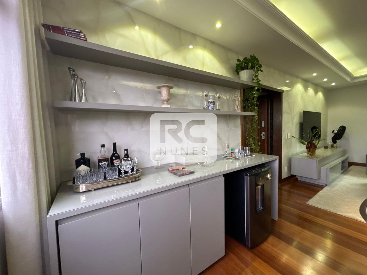 Apartamento à venda no Cruzeiro: 