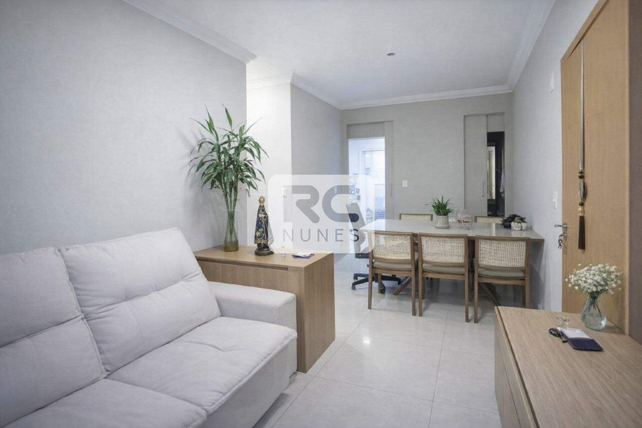 Apartamento à venda no Carmo: 