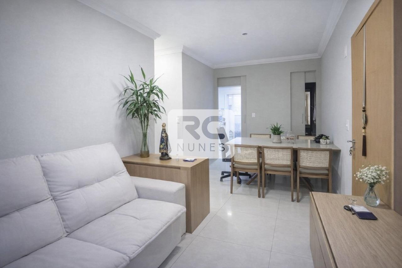 Apartamento à venda no Carmo: 