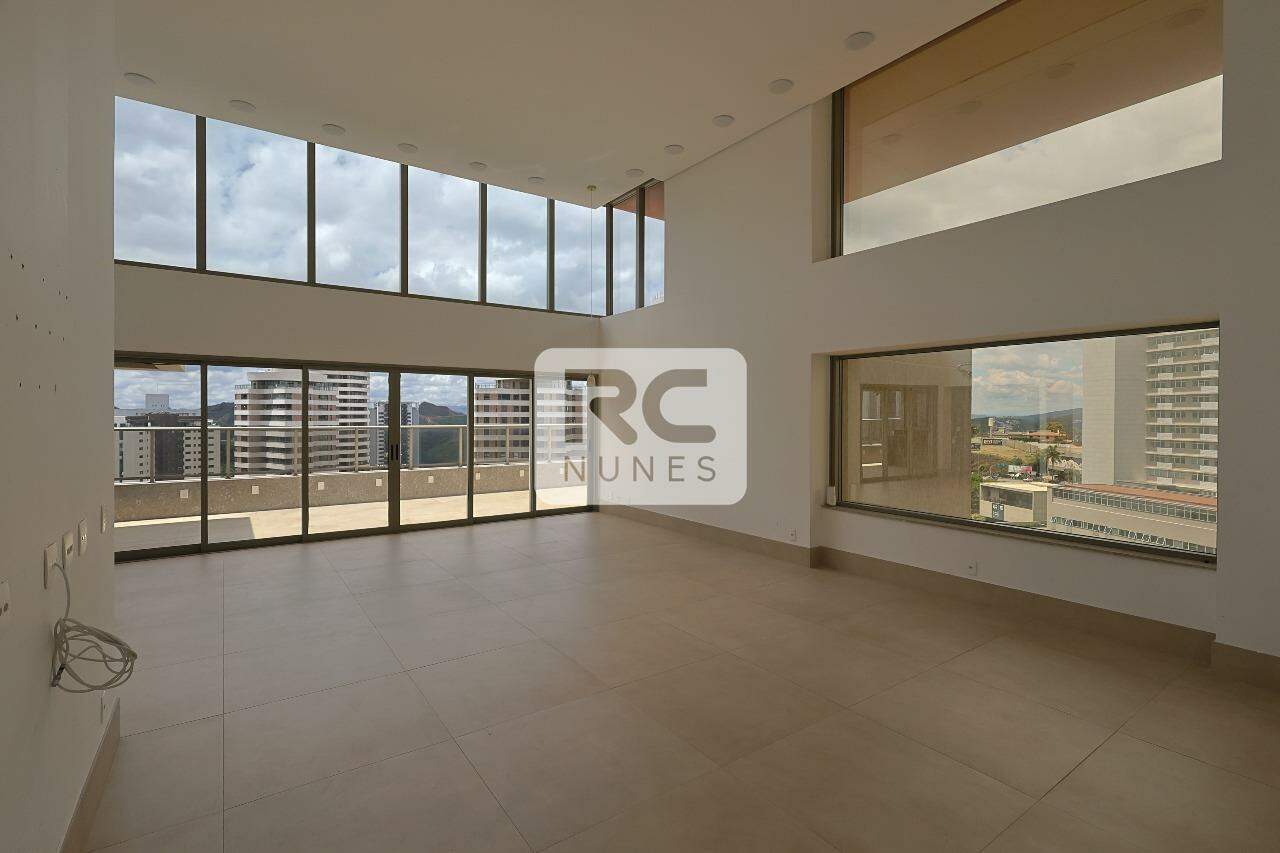 Cobertura para aluguel no Vale do Sereno: 