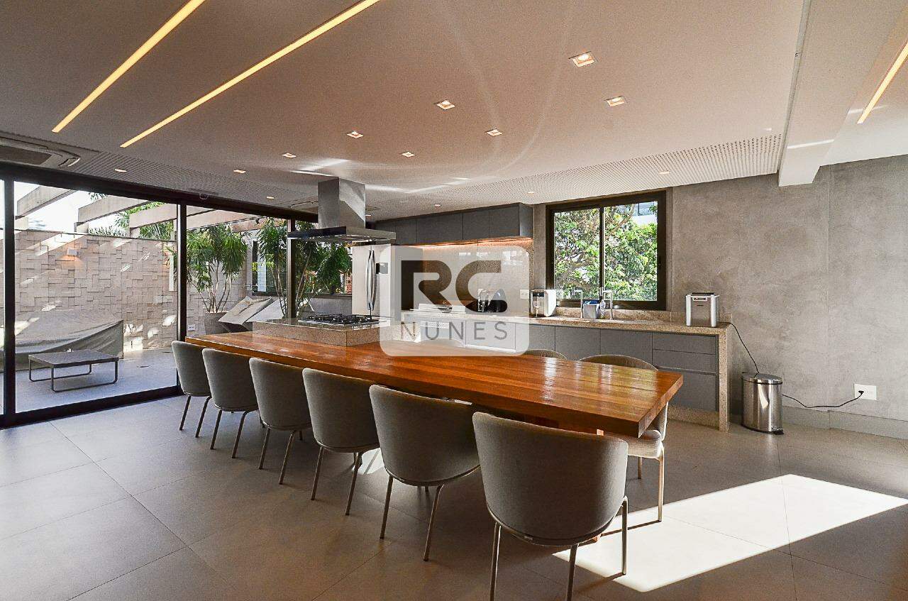 Cobertura à venda no Serra: 