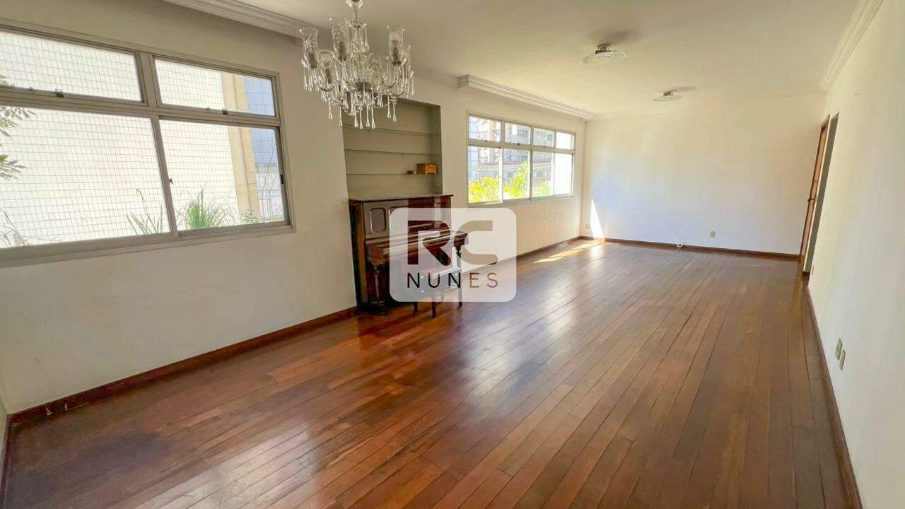 Apartamento à venda no Funcionários: 