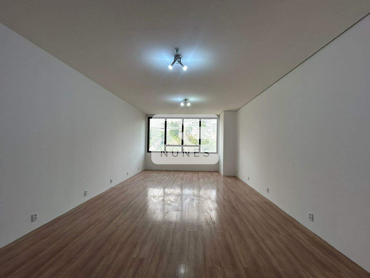 Sala para aluguel no Vila da Serra: 