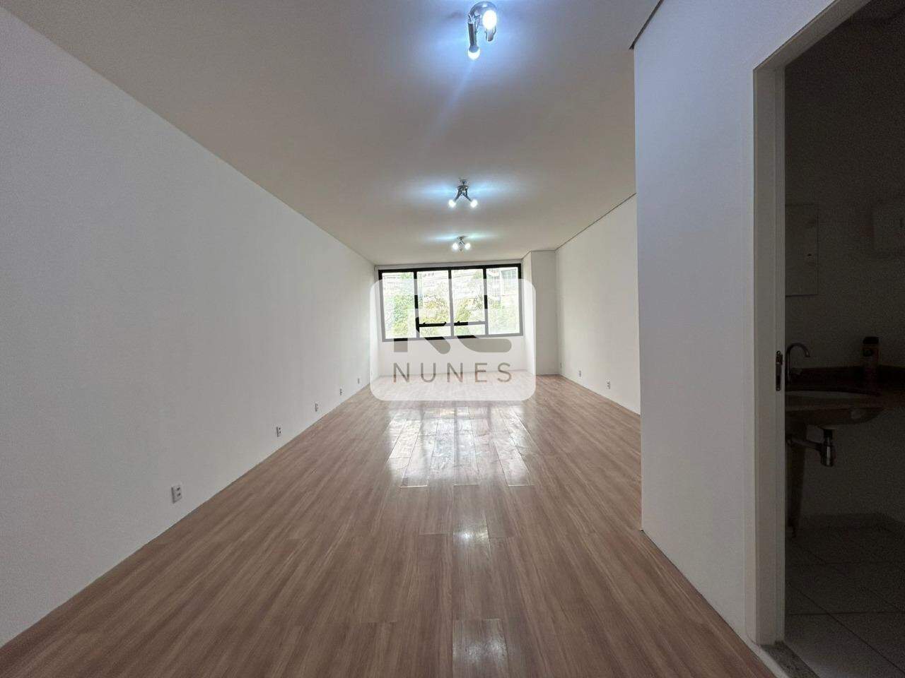 Sala para aluguel no Vila da Serra: 