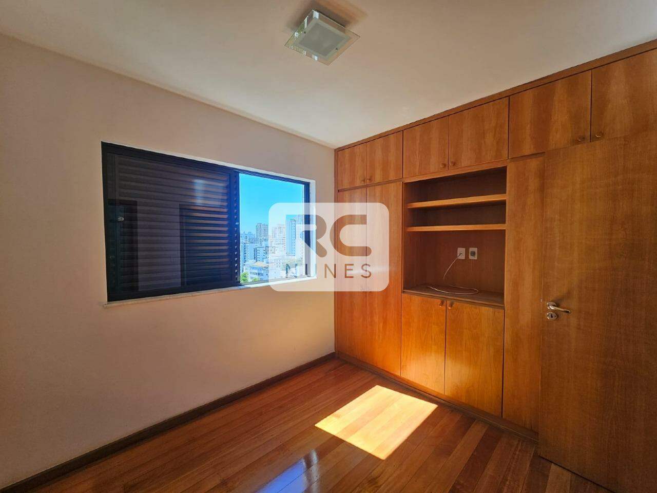 Apartamento à venda no Gutierrez: 