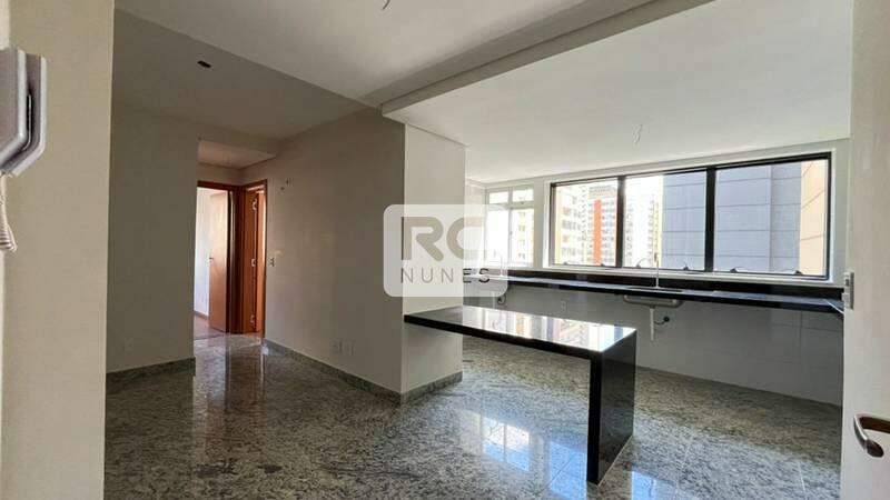 Apartamento à venda no Lourdes: 