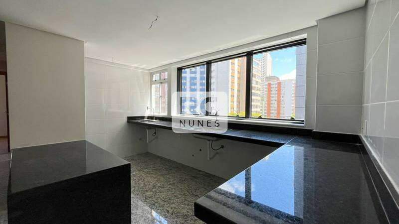 Apartamento à venda no Lourdes: 