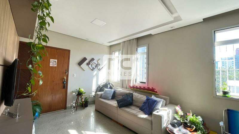 Apartamento à venda no Lourdes: 