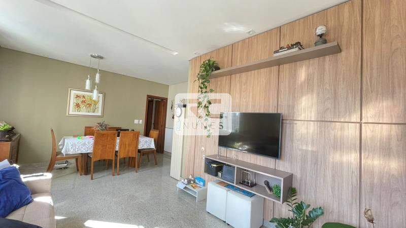 Apartamento à venda no Lourdes: 
