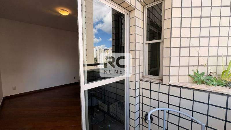 Apartamento à venda no Lourdes: 