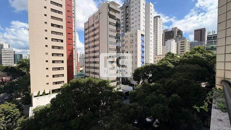 Apartamento à venda no Lourdes: 