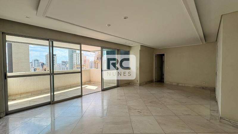 Apartamento à venda no Lourdes: 
