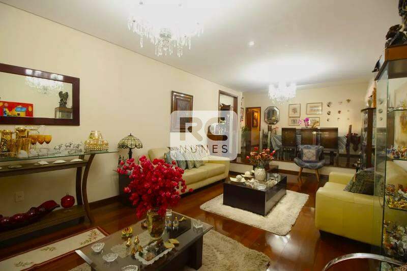 Apartamento à venda no Lourdes: 