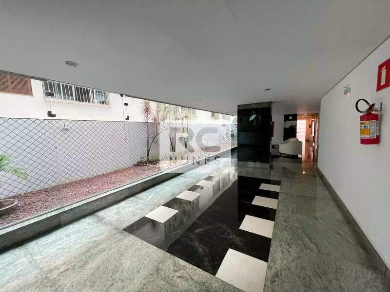 Apartamento à venda no Lourdes: 