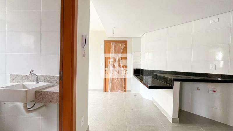 Apartamento à venda no Funcionários: 