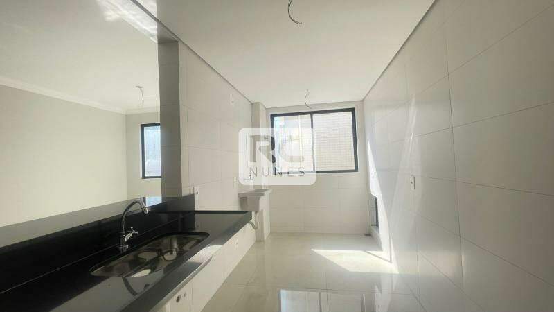Apartamento à venda no Funcionários: 