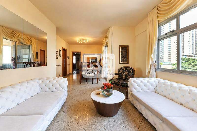 Apartamento à venda no Funcionários: 