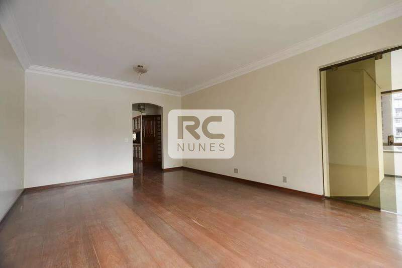 Apartamento à venda no Funcionários: 