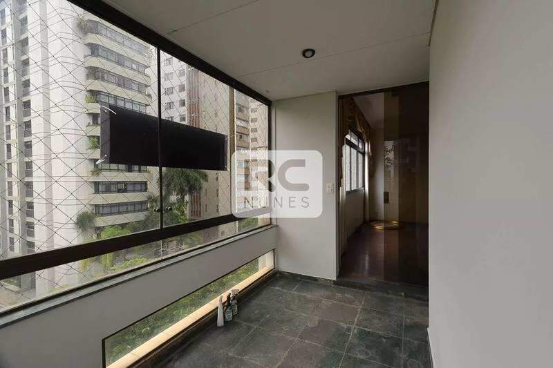 Apartamento à venda no Funcionários: 