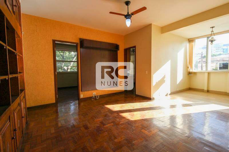 Apartamento à venda no Funcionários: 
