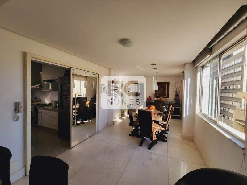 Apartamento à venda no Funcionários: 