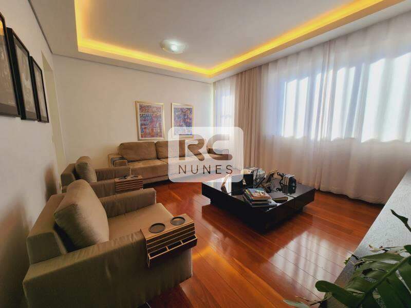 Apartamento à venda no Funcionários: 