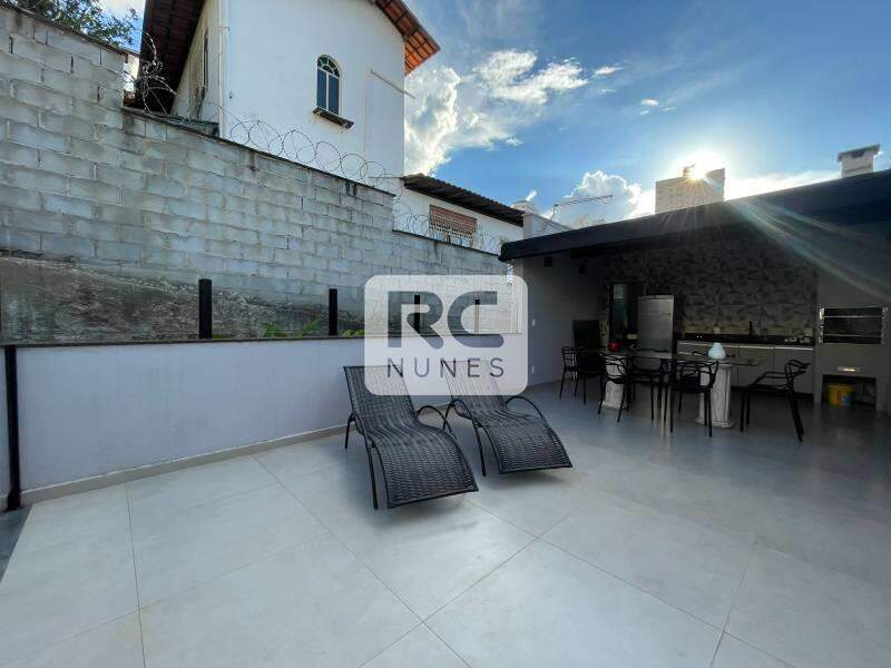 Casa à venda no Santa Efigênia: 