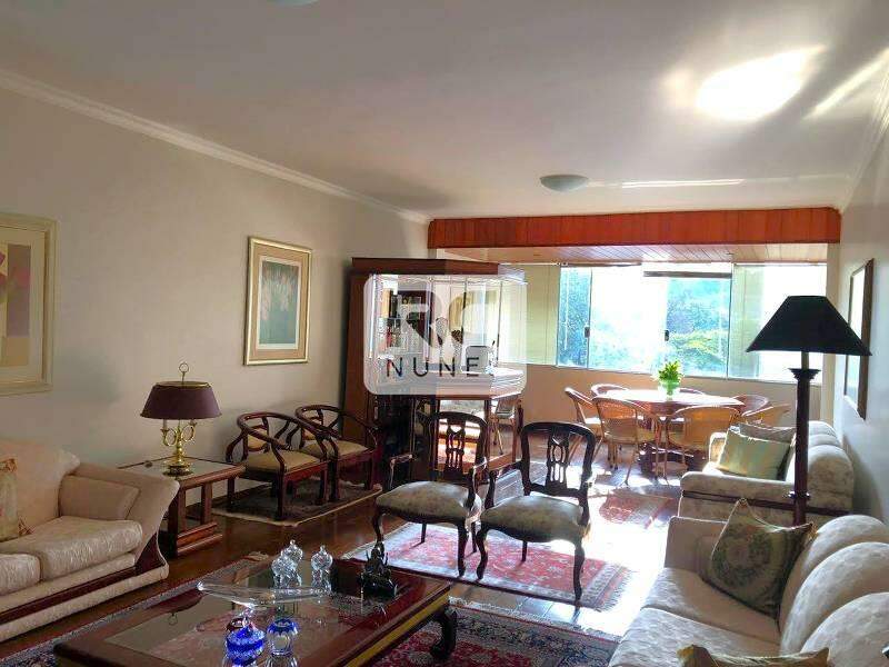 Apartamento à venda no Santo Antônio: 