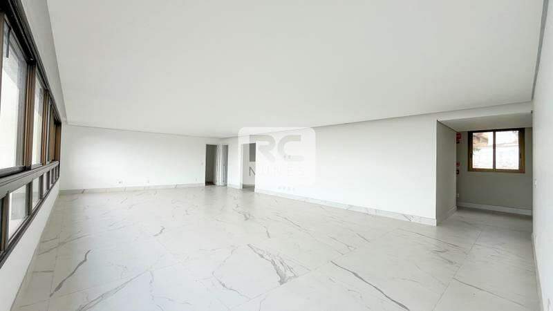 Apartamento à venda no Santa Lúcia: 