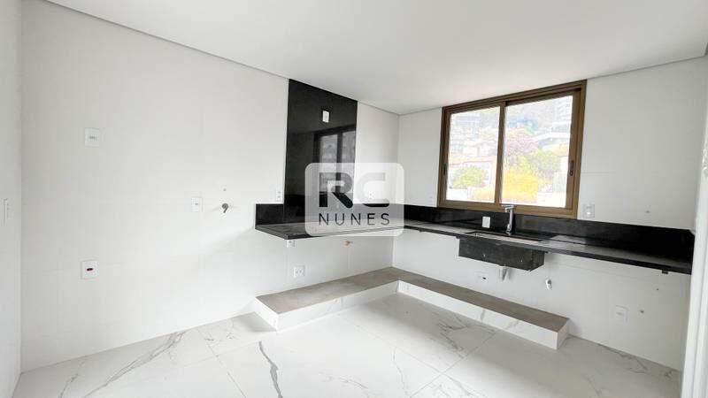Apartamento à venda no Santa Lúcia: 