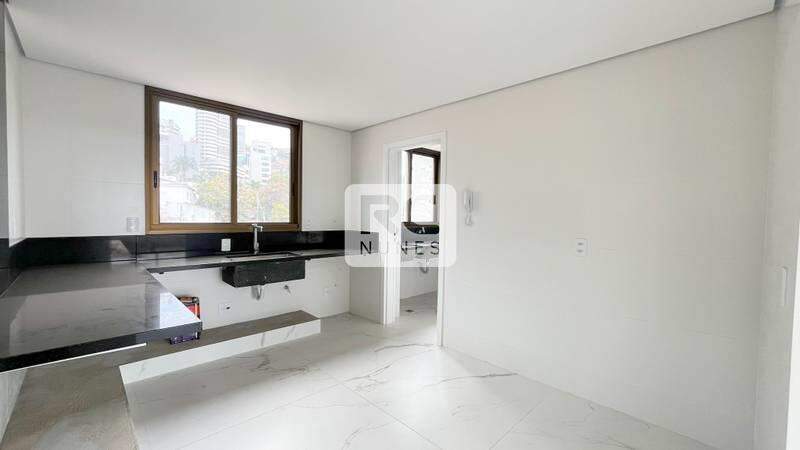 Apartamento à venda no Santa Lúcia: 